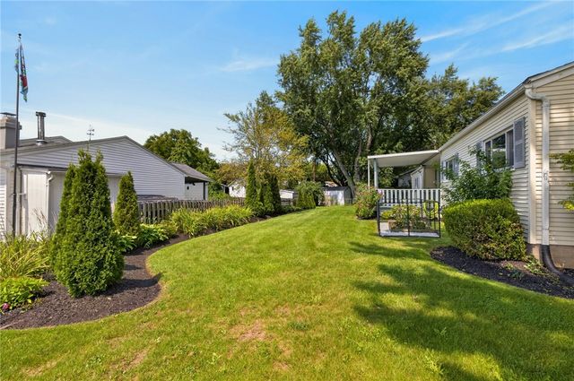 49 Michel Drive, Henrietta, NY 14467