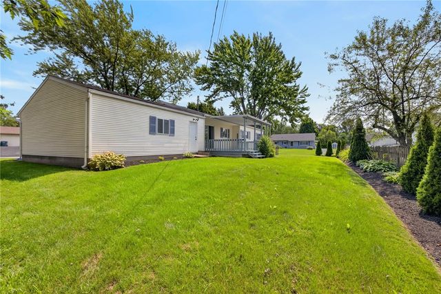49 Michel Drive, Henrietta, NY 14467