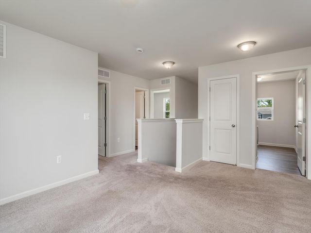 1252 Fieldstone Drive, Pontiac City, MI 48340