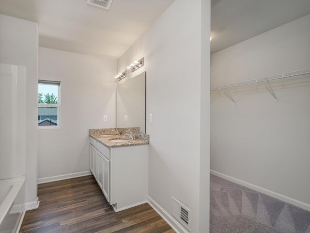 1252 Fieldstone Drive, Pontiac City, MI 48340