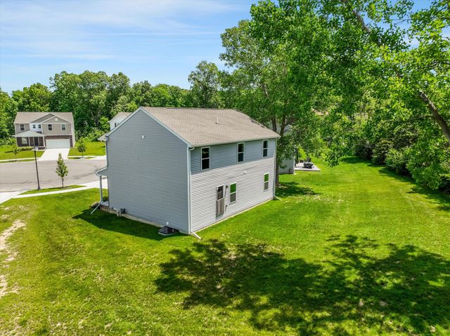 1252 Fieldstone Drive, Pontiac City, MI 48340