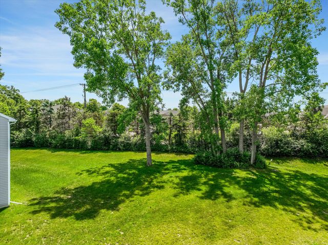 1252 Fieldstone Drive, Pontiac City, MI 48340