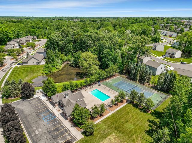 1252 Fieldstone Drive, Pontiac City, MI 48340