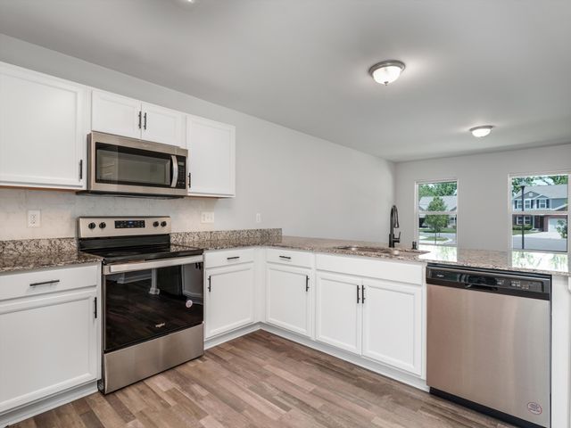 1252 Fieldstone Drive, Pontiac City, MI 48340