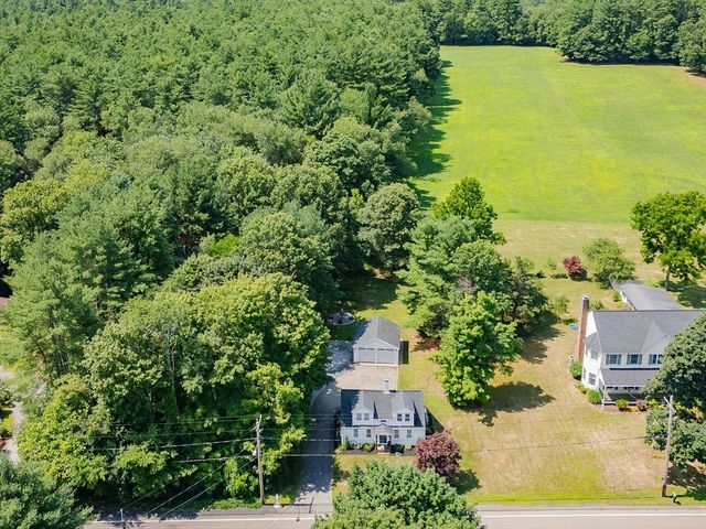 30 Worcester St, Taunton, MA 02780