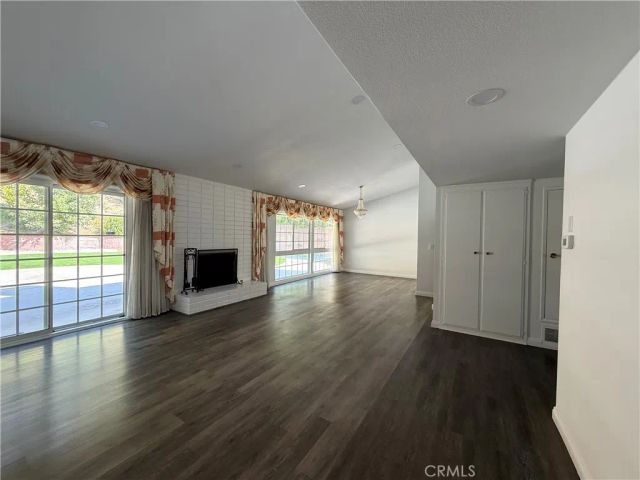 5840 Valerie, Woodland Hills, CA 91367