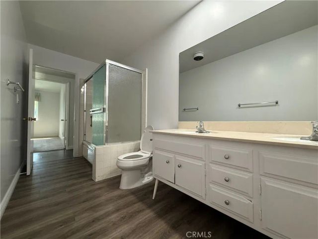 5840 Valerie, Woodland Hills, CA 91367