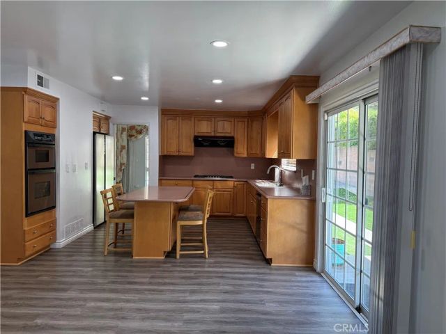 5840 Valerie, Woodland Hills, CA 91367