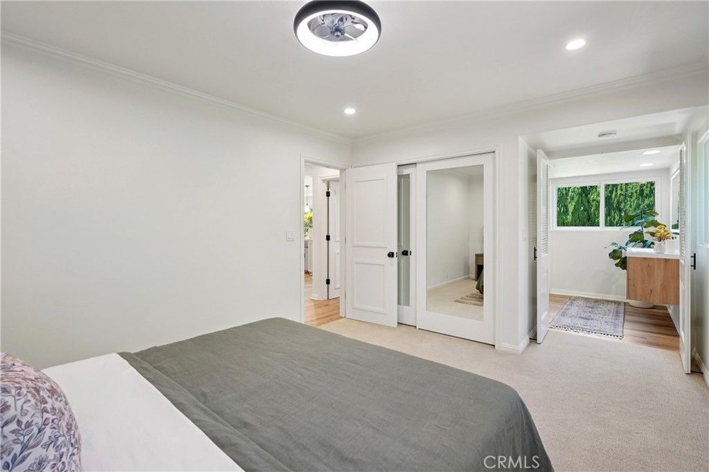 Image 22 of property listing at 11721 Norgrove Lane, Rossmoor, CA 90720