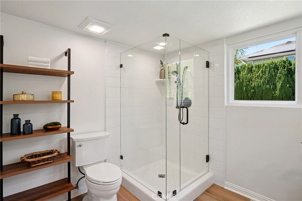 Image 24 of property listing at 11721 Norgrove Lane, Rossmoor, CA 90720