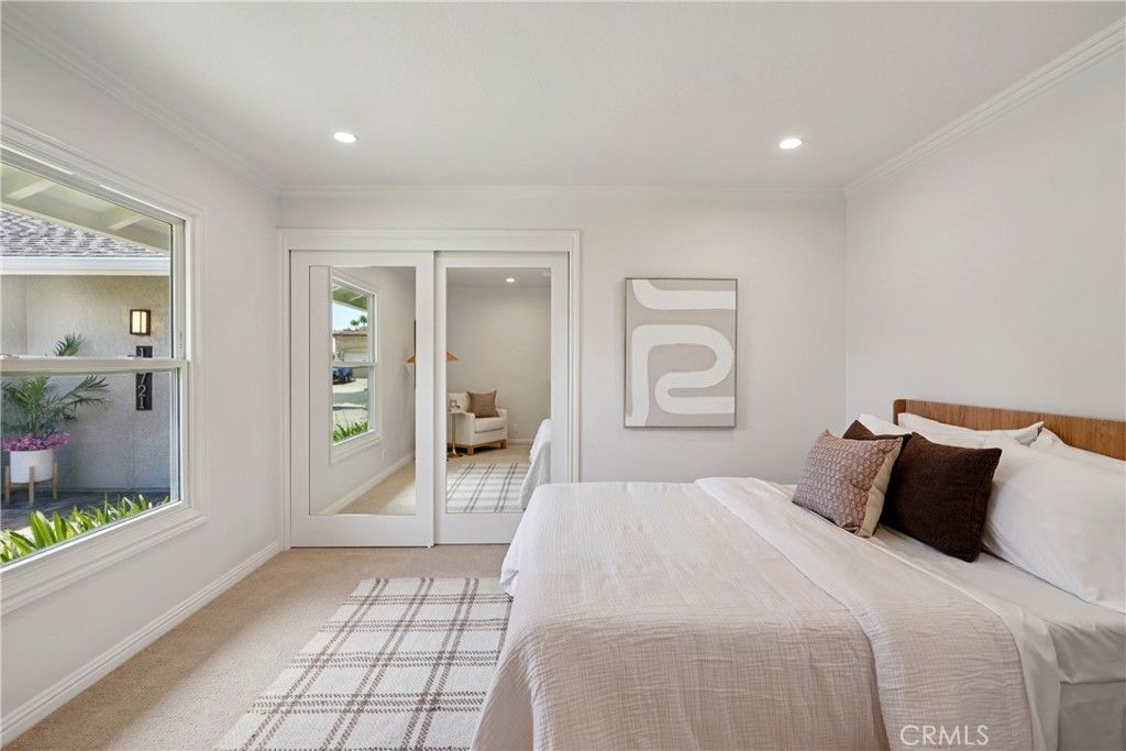 Image 26 of property listing at 11721 Norgrove Lane, Rossmoor, CA 90720