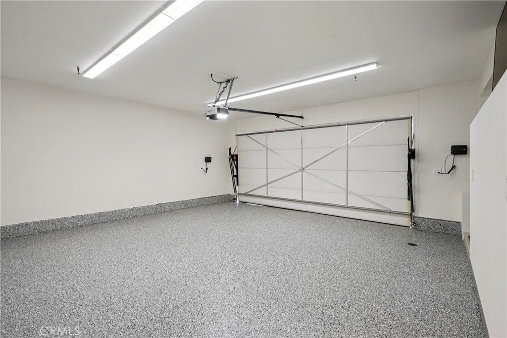 Image 31 of property listing at 11721 Norgrove Lane, Rossmoor, CA 90720