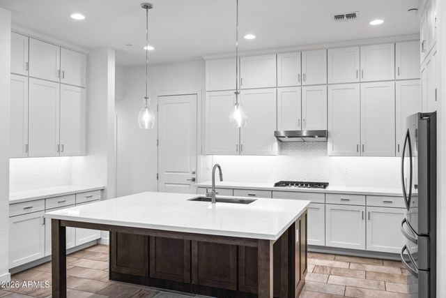 8340 E MCDONALD Drive 1001, Scottsdale, AZ 85250