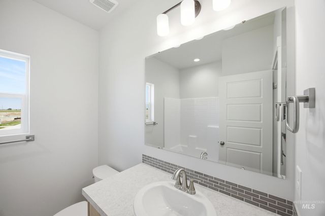 5127 S Edgecomb Way, Nampa, ID 83686