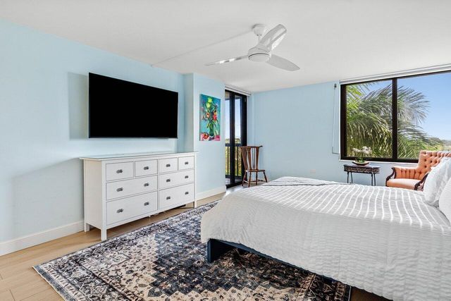 2450 Presidential Way 607, West Palm Beach, FL 33401