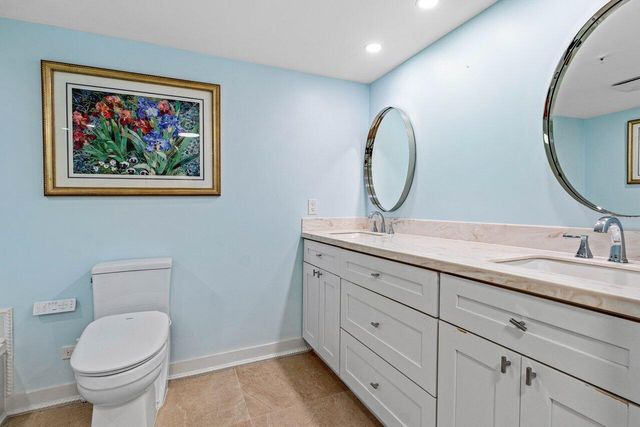 2450 Presidential Way 607, West Palm Beach, FL 33401