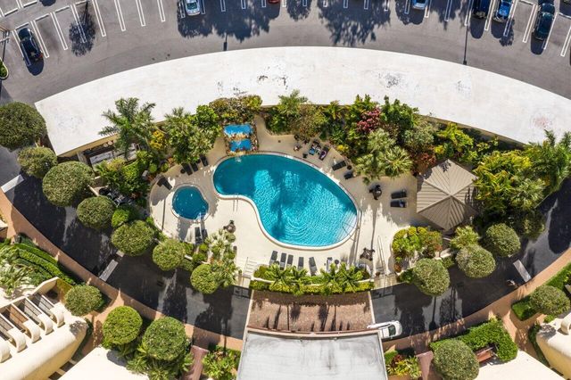 2450 Presidential Way 607, West Palm Beach, FL 33401