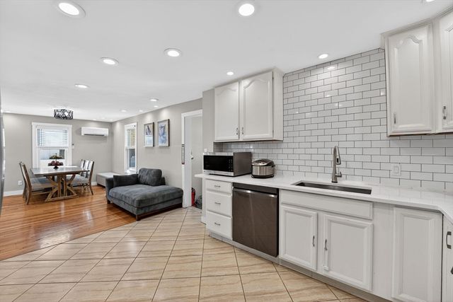 1639 Main St, Weymouth, MA 02190