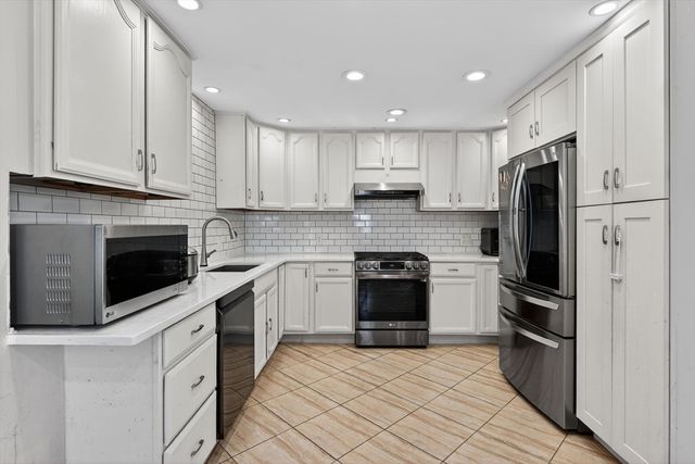 1639 Main St, Weymouth, MA 02190