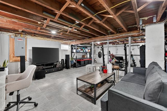 1639 Main St, Weymouth, MA 02190