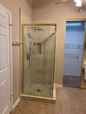 304 Cimarron Trail, Irving, TX 75063