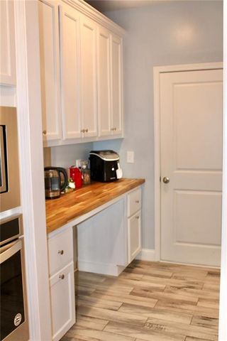 4613 Water Oak Court, Gainesville, GA 30504