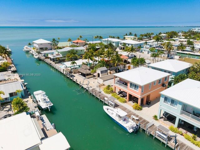 11284 3rd Avenue Ocean, Marathon, FL 33050