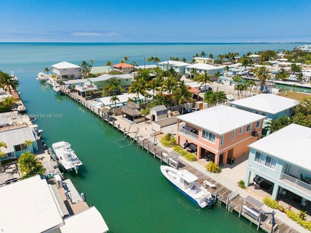 11284 3rd Avenue Ocean, Marathon, FL 33050