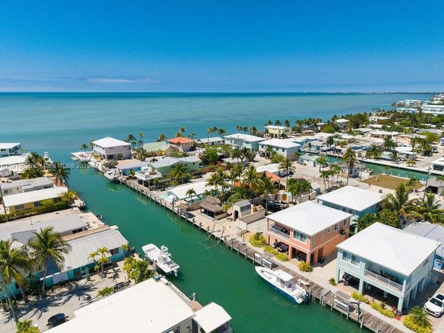 11284 3rd Avenue Ocean, Marathon, FL 33050