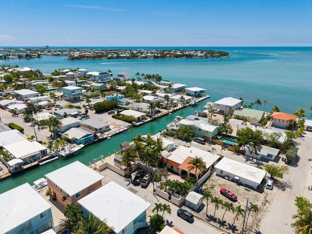 11284 3rd Avenue Ocean, Marathon, FL 33050