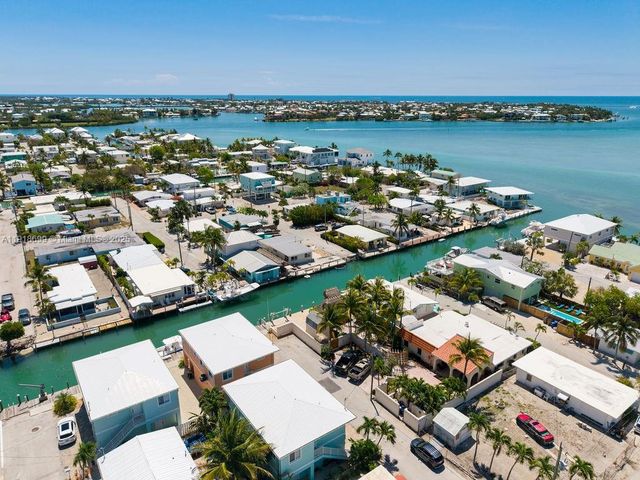 11284 3rd Avenue Ocean, Marathon, FL 33050