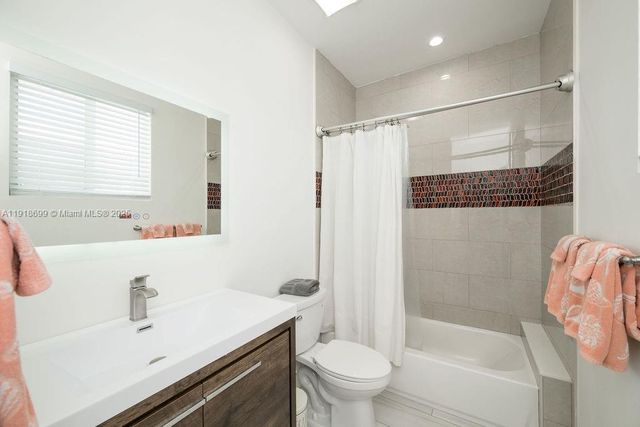 11284 3rd Avenue Ocean, Marathon, FL 33050