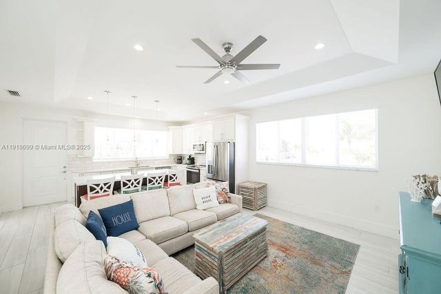 11284 3rd Avenue Ocean, Marathon, FL 33050