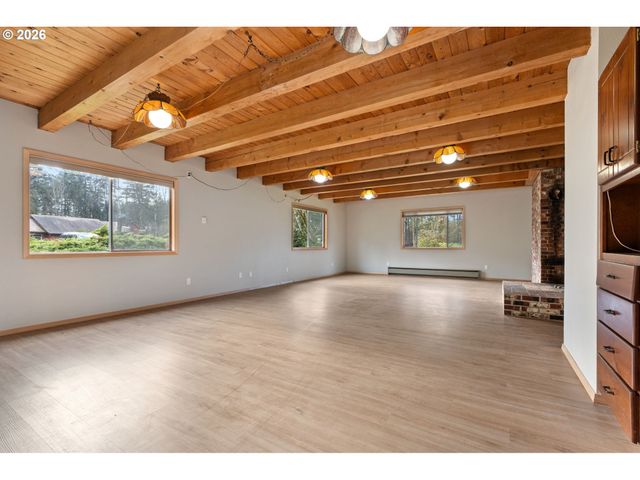4873 JACKSON Hwy, Toledo, WA 98591