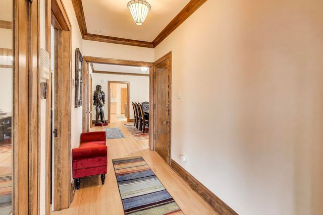 2700 W CARMEN Avenue, Chicago, IL 60625