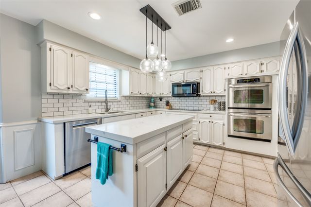 9606 Windy Crest Court, Dallas, TX 75243