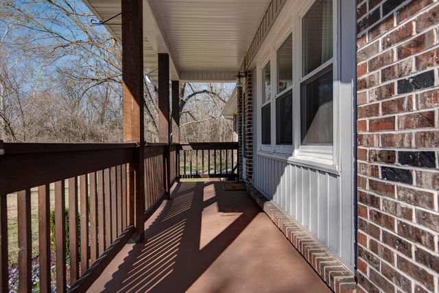 5705 E Brookmeadow Drive, Fair Grove, MO 65648