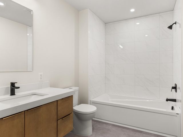 125 Cambrian Way Unit 620, Burlington, VT 05401