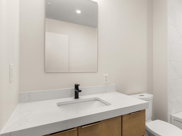 125 Cambrian Way Unit 620, Burlington, VT 05401