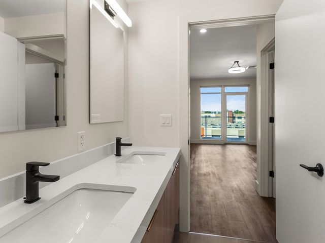 125 Cambrian Way Unit 620, Burlington, VT 05401