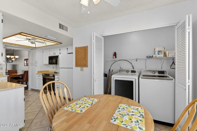 720 S PRIVET Way, Mesa, AZ 85208