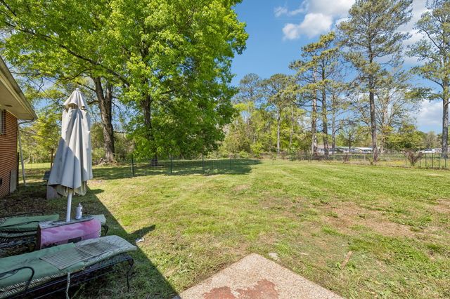 4 Delores Drive, Fort Oglethorpe, GA 30742