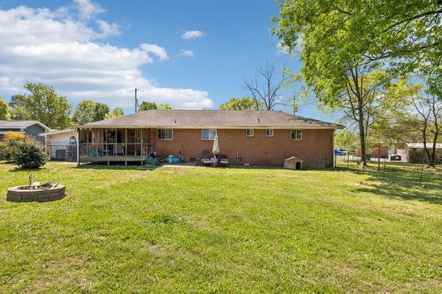 4 Delores Drive, Fort Oglethorpe, GA 30742
