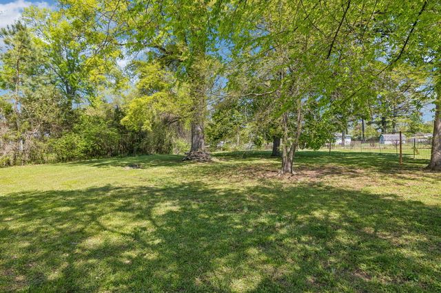 4 Delores Drive, Fort Oglethorpe, GA 30742