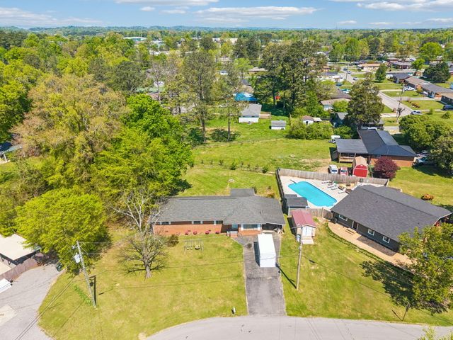 4 Delores Drive, Fort Oglethorpe, GA 30742