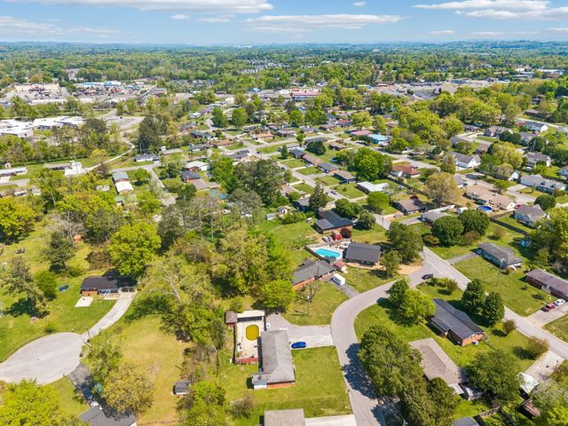 4 Delores Drive, Fort Oglethorpe, GA 30742