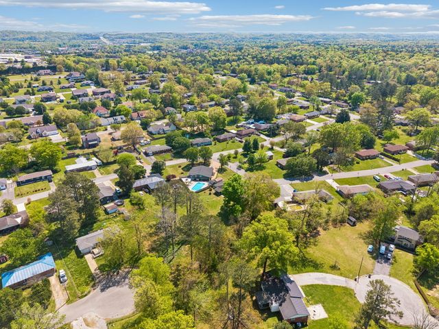 4 Delores Drive, Fort Oglethorpe, GA 30742