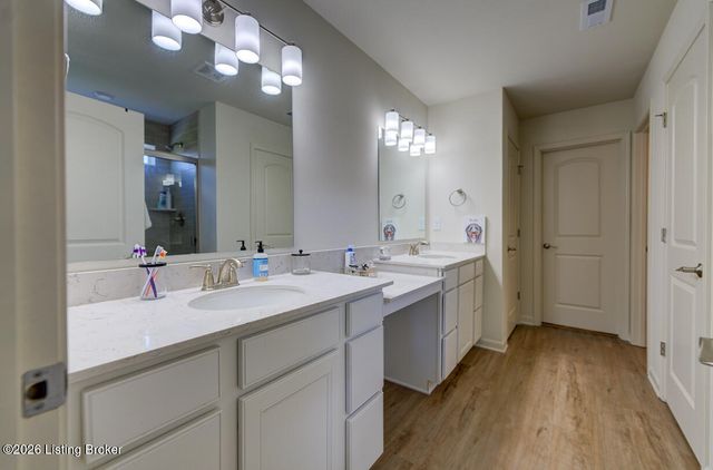 19126 Catalpa Fields Pl, Louisville, KY 40023