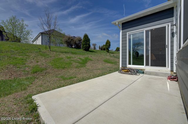 19126 Catalpa Fields Pl, Louisville, KY 40023