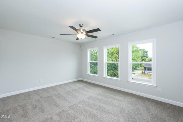 807 E Harnett Street, Dunn, NC 28334